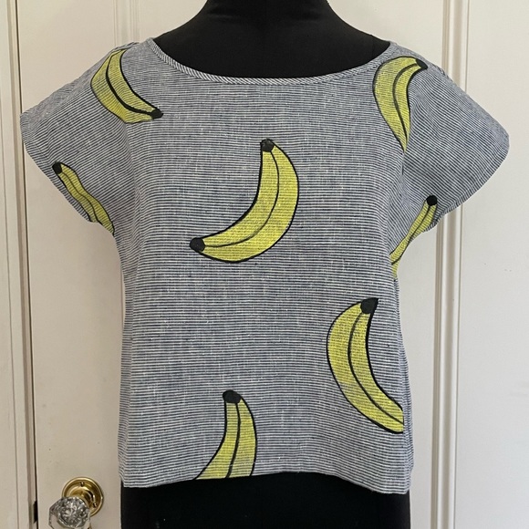 Jenny Lemons Banana Crop Tee - NWT - Picture 1 of 6
